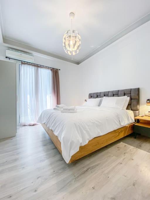 Syntagma Square, 60Sqm Platinum Suite เอเธนส์ ภายนอก รูปภาพ